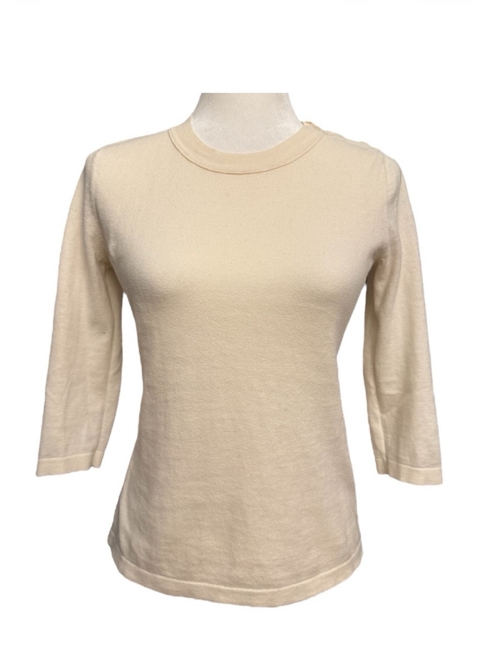 GAP Women's Cream 3/4 Sleeve Sweater w/Button Detail - Size Medium!